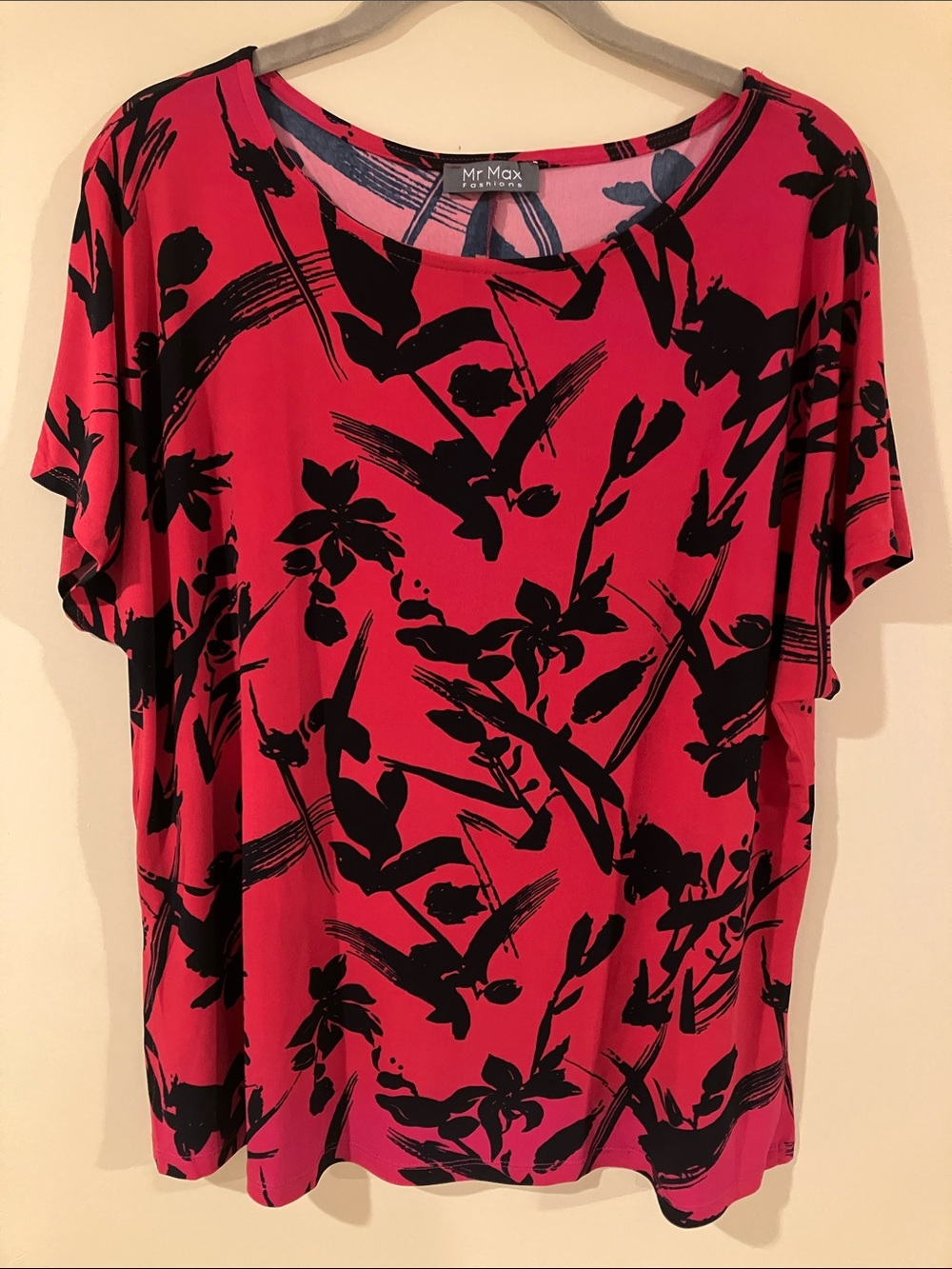 NWOT Pink & Black Floral Short Sleeve Top